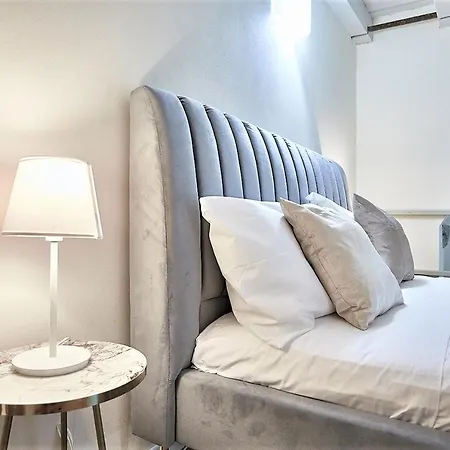 Apartment Astra-modern Loft Cathedral View Bergamo