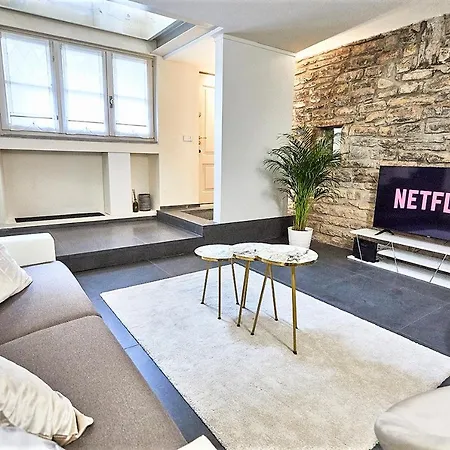 Astra-modern Loft Cathedral View *