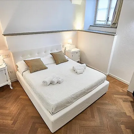 Daire Astra-modern Loft Cathedral View Bergamo