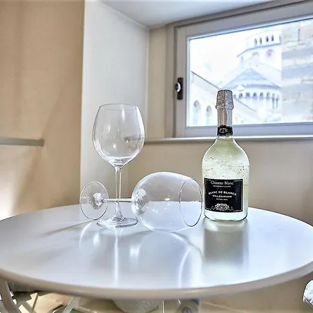 Astra-modern Loft Cathedral View شقة بيرغامو