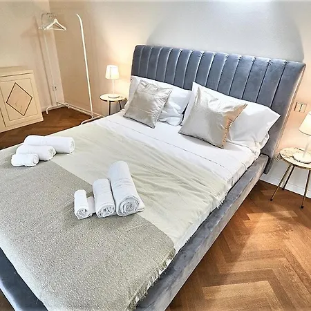 Astra-modern Loft Cathedral View *