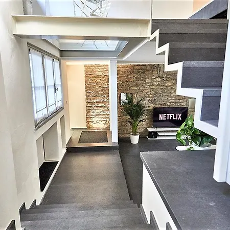 Διαμέρισμα Astra-modern Loft Cathedral View