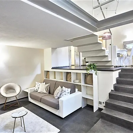 Astra-modern Loft Cathedral View Daire Bergamo