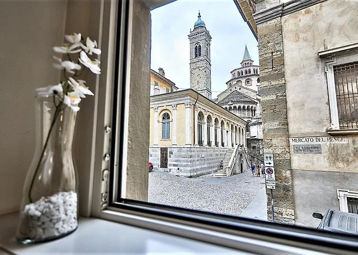 Astra-modern Loft Cathedral View Apartment *