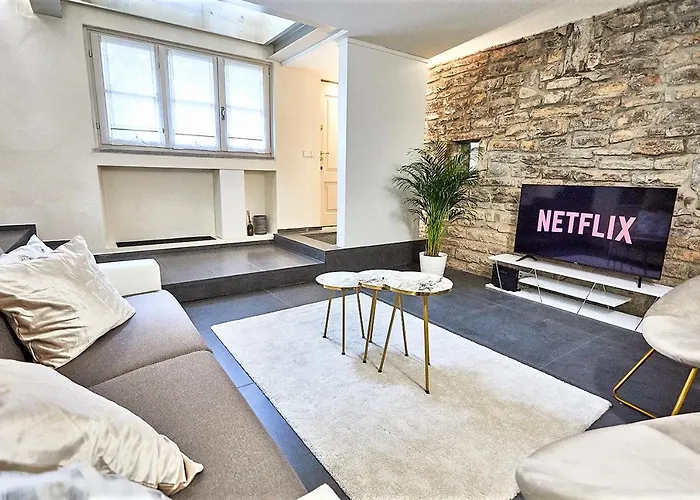 Astra-modern Loft Cathedral View *