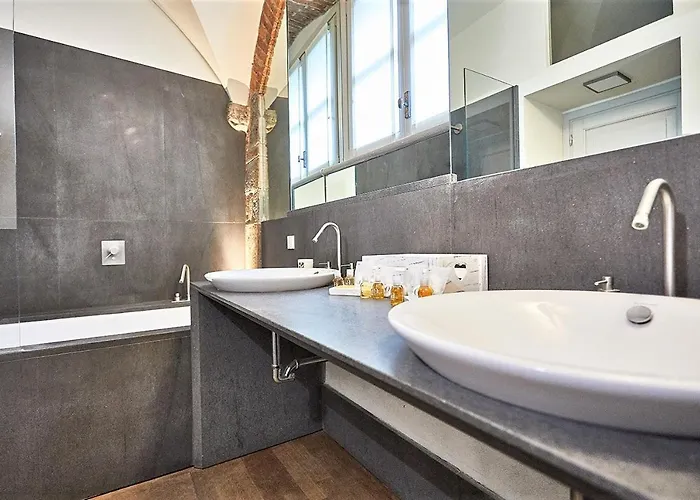 Astra-modern Loft Cathedral View Apartment *