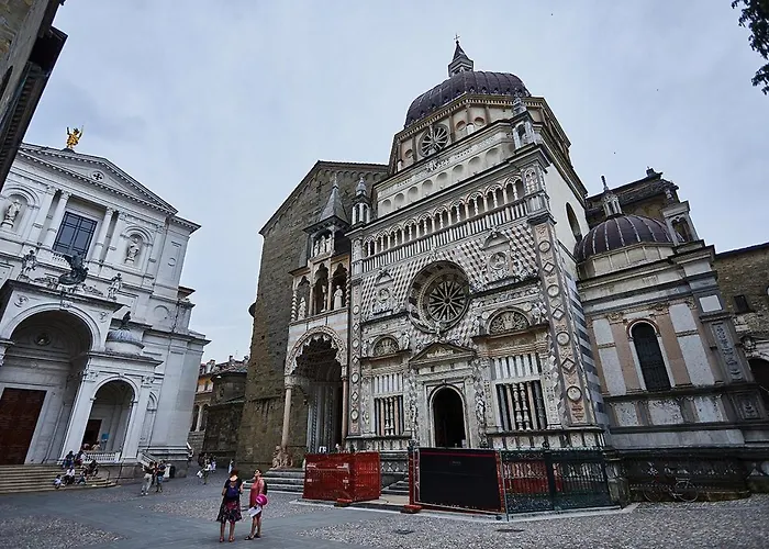 Astra-modern Loft Cathedral View Apartment Bergamo