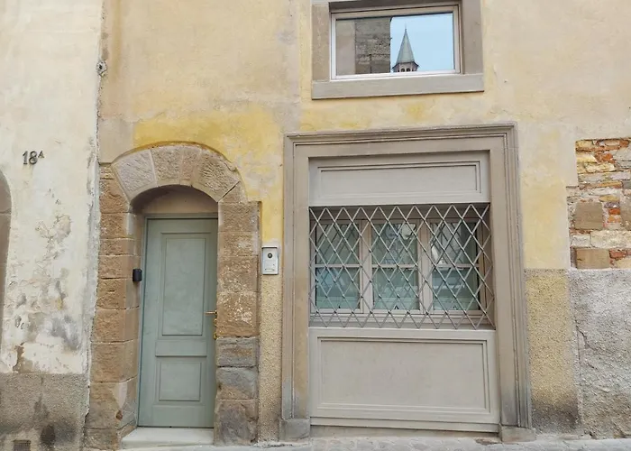 Апартаменти Astra-modern Loft Cathedral View *